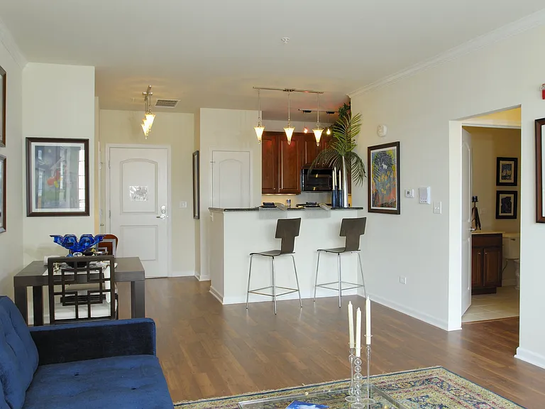 Regency Place — Photo 37