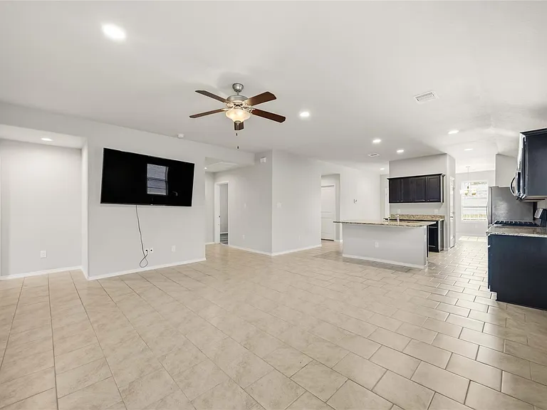 23610 Water Hickory Dr — Photo 7