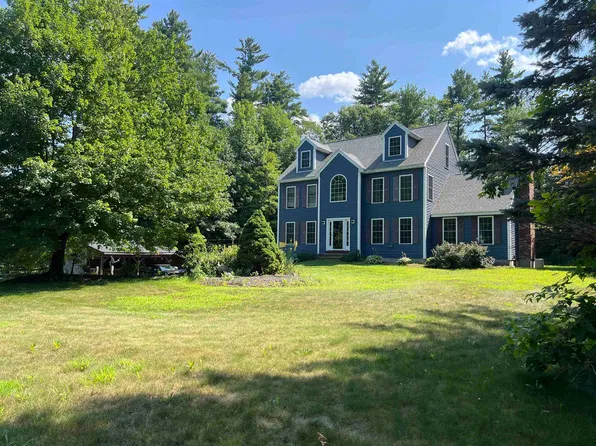 79 Sargent Road, Sandown, NH 03873