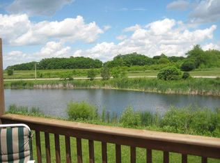 416 Concord Dr, Oregon, WI 53575