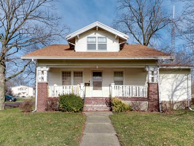 601 E Front St, El Paso, IL, 61738