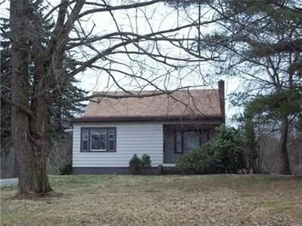 1212 Old Princeton Rd, New Castle, PA 16101