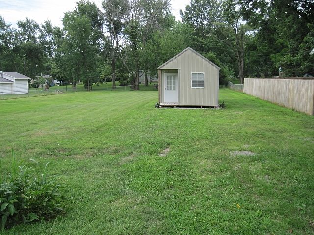 12 x 25 Building
