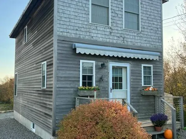 21 Crowley Island Road, Gouldsboro, ME 04607