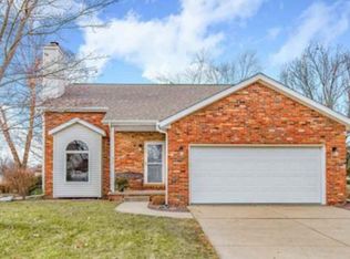 527 N Oklahoma Ave, Morton, IL 61550