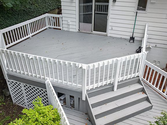 3rd image of 234 E Lakeview Blvd