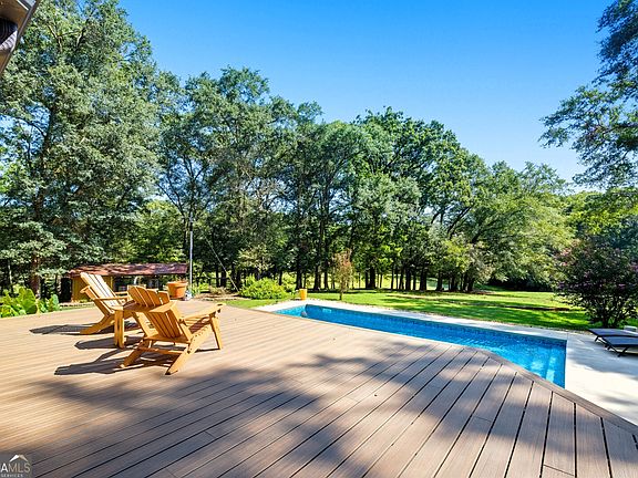 5th image of 1320 Burroughs Rd