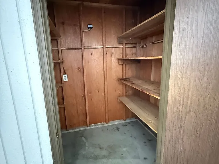2209 Colby Ave #4 — Photo 17