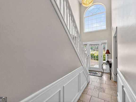 3rd image of 11961 Markham Way
