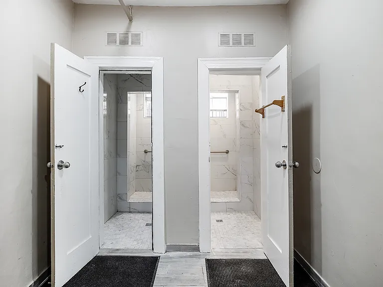18th Street Apartments — Photo 6
