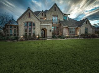 8200 Willow Cir, Terrell, TX 75160