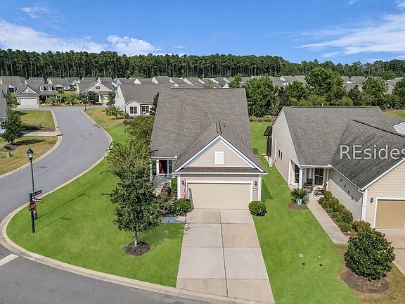 3rd image of 15 Turnberry Ct