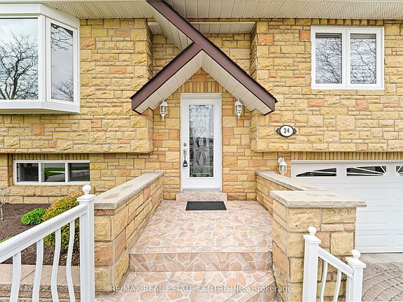 5th image of 24 Linkdale Rd