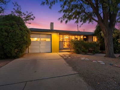 2932 Palomas Dr NE, Albuquerque, NM, 87110