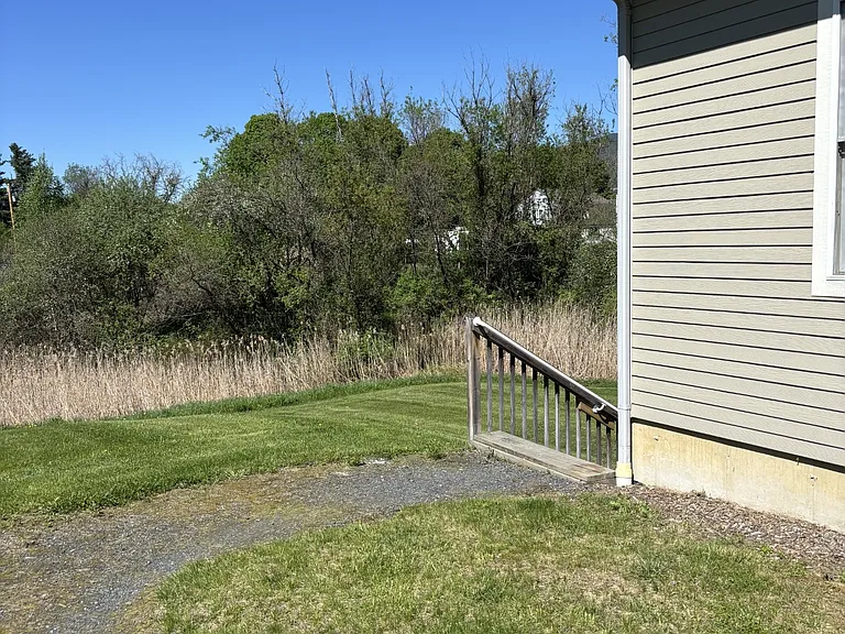 Stairway to Lower Level
