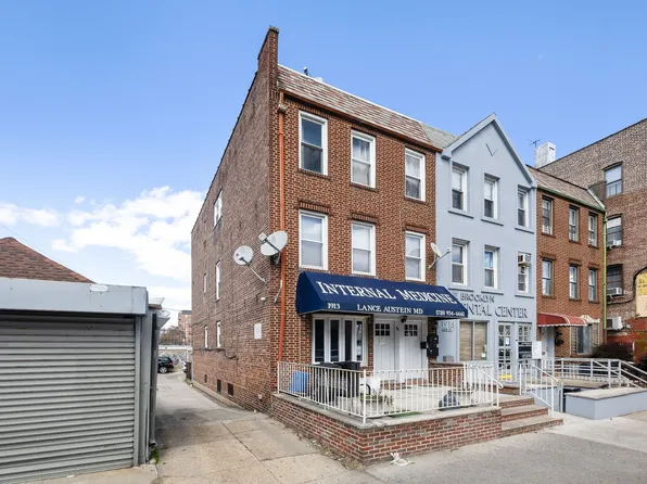 1913 Avenue Z image 1 of 22