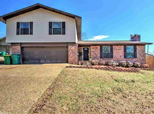62 Falcon Dr, Sherwood, AR 72120