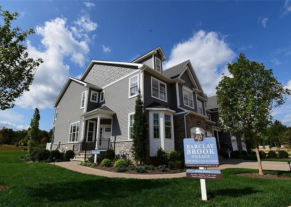 2nd image of 23 Gonzalez Dr