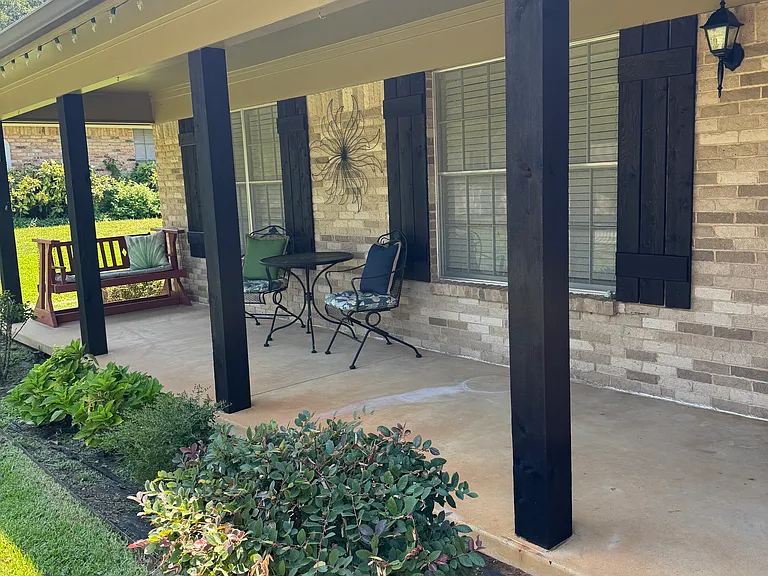 3319 Brookside Dr — Photo 1