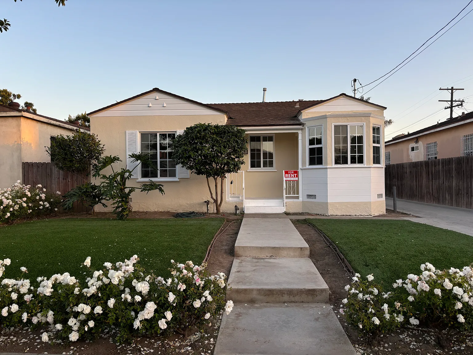3 bed, 1135 sqft, $3,400 — Photo 1