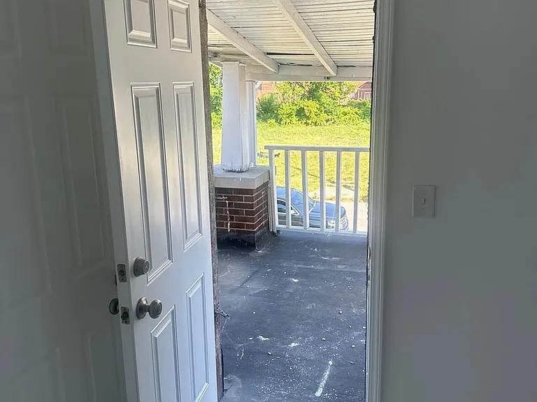 3005 Pasadena St — Photo 14