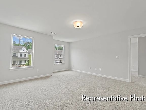 5th image of 1303 Arena Ln