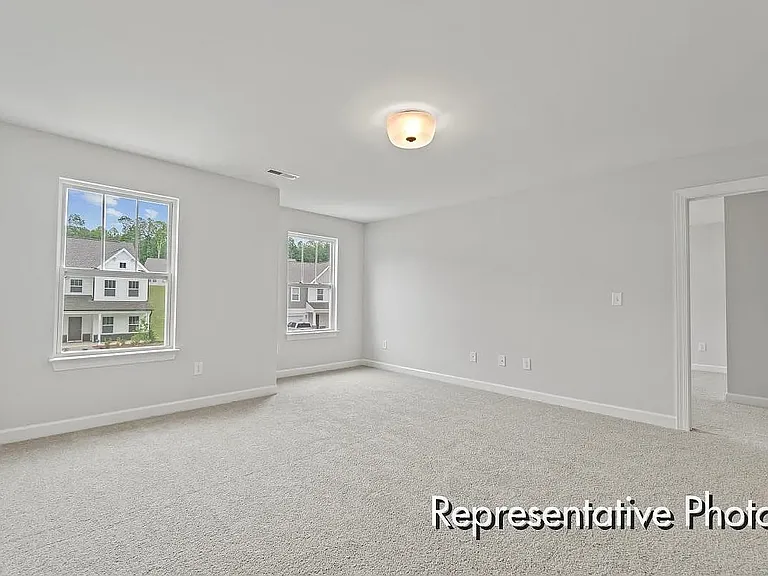 1303 Arena Ln — Photo 5