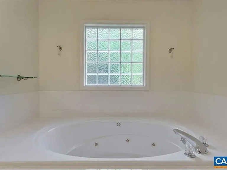 991 Carodon Dr — Photo 25