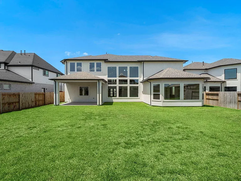 9806 Oakwood Trl — Photo 36