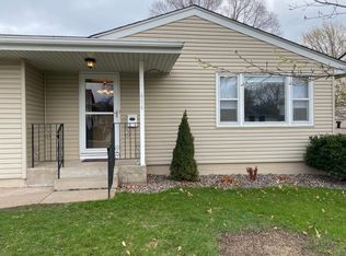 616 3rd Ave NE, Osseo, MN 55369