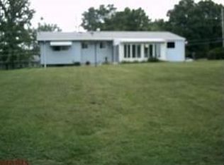 3320 Fee Fee Rd, Bridgeton, MO 63044