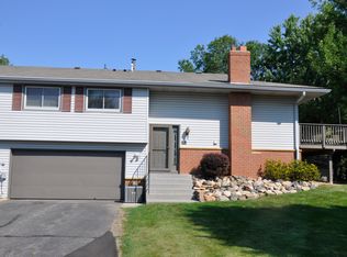 725 145th St E, Burnsville, MN 55337