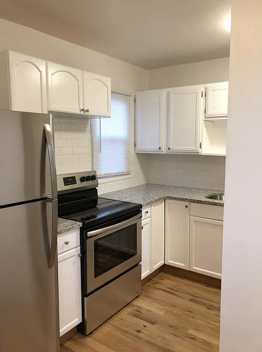 2 bed, 814 sqft, $2,275 — Photo 1