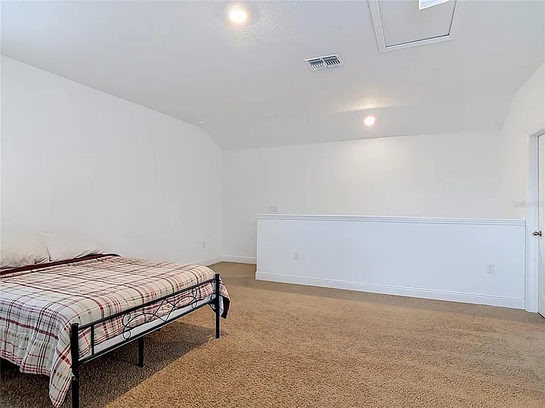 792 Hyperion Dr — Photo 36