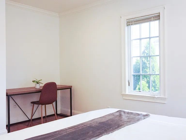 87 Stephen St #1C — Photo 60