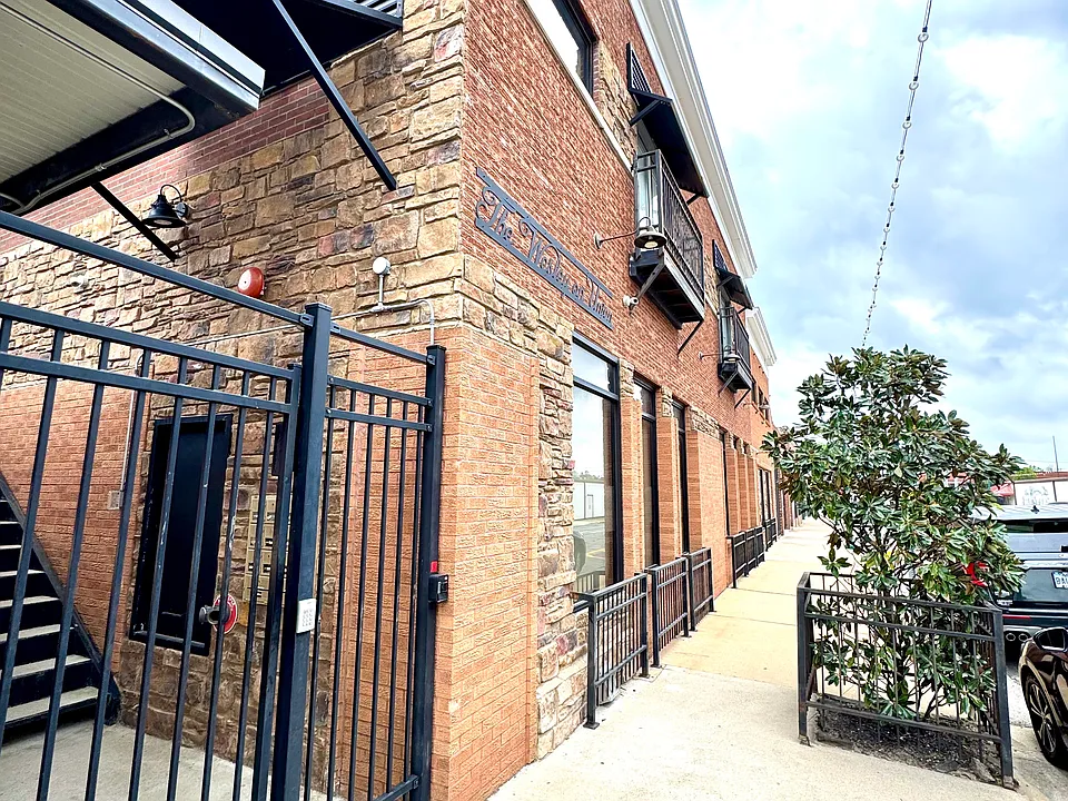222 Union St #3