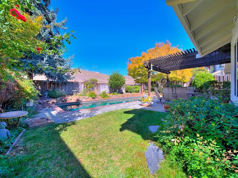 3000 Marble Canyon Pl — Photo 28