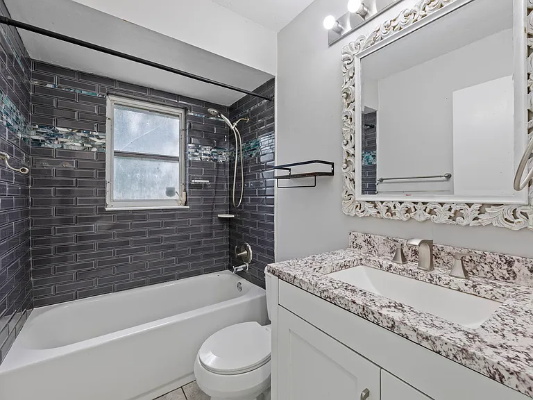 1206 Baldwin Pl — Photo 21