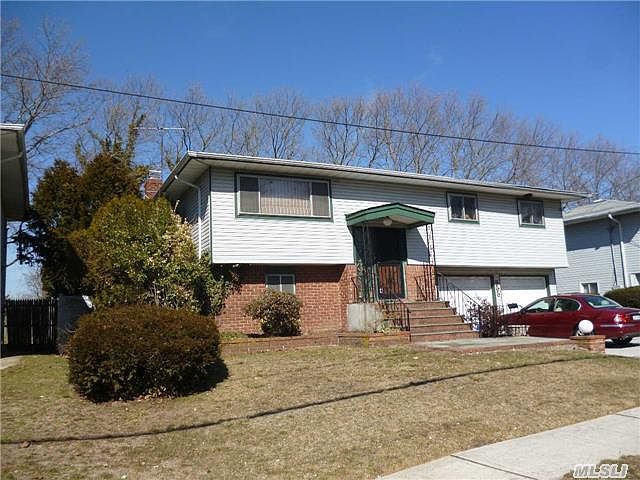 2nd image of 966 Wood Park Dr