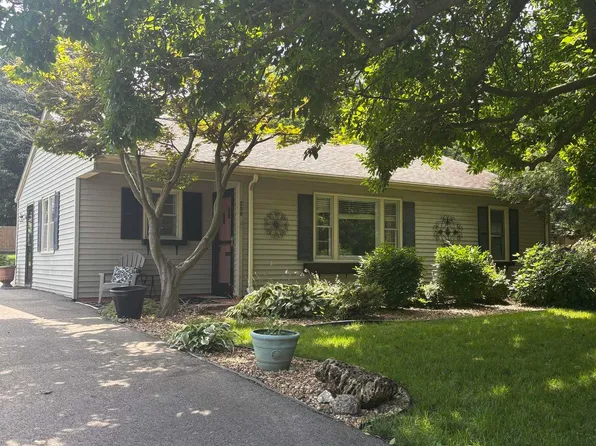 206 S Grand Ave, Jacksonville, IL 62650