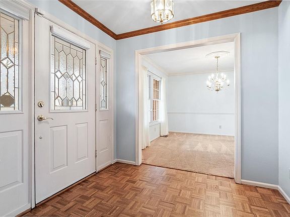 5th image of 2116 Trailcrest Dr