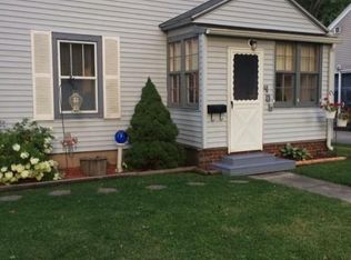 406 S 4th St, Sturgis, MI