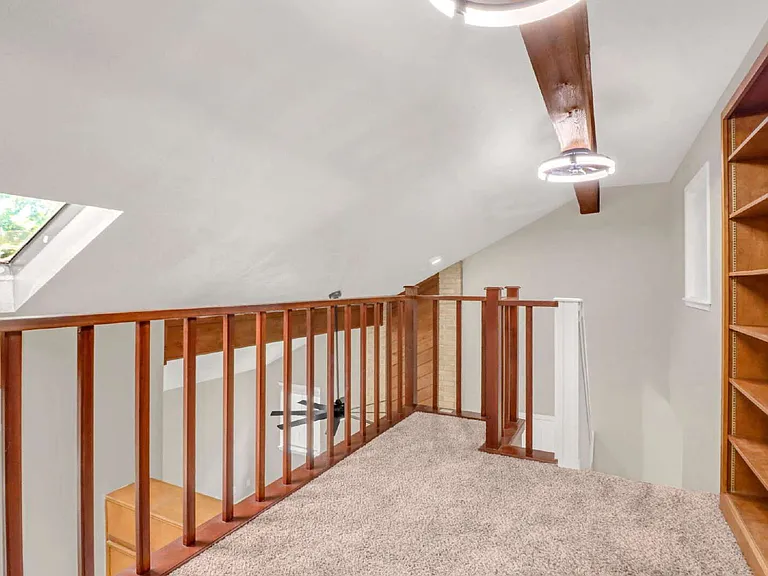 14216 Indian Woods — Photo 20