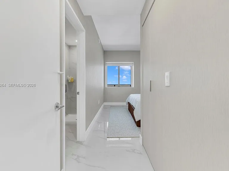 700 NE 24th St #5502 — Photo 60