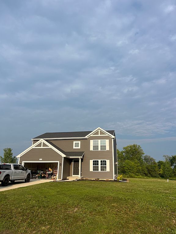 102 Forest Way - Property Image
