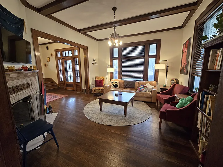 104 N Victor Ave — Photo 6