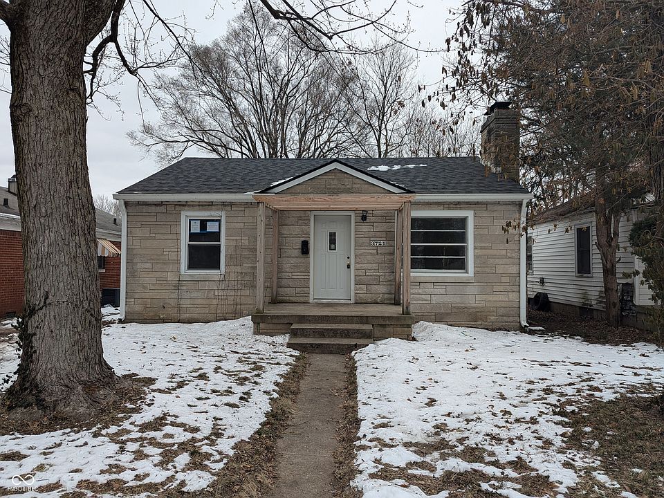 1st image of 3721 Kinnear Ave