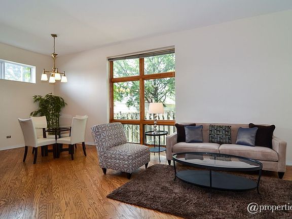 Living Room/Dining Room