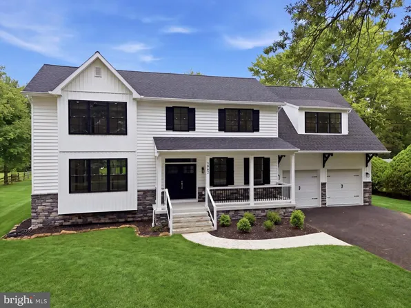 3062 Bradley Rd, Chalfont, PA 18914