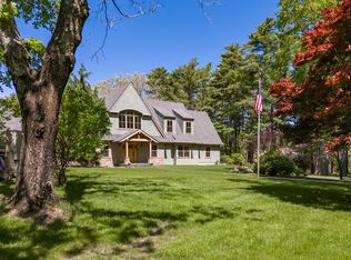 63 Highland St, Middleboro, MA 02346
